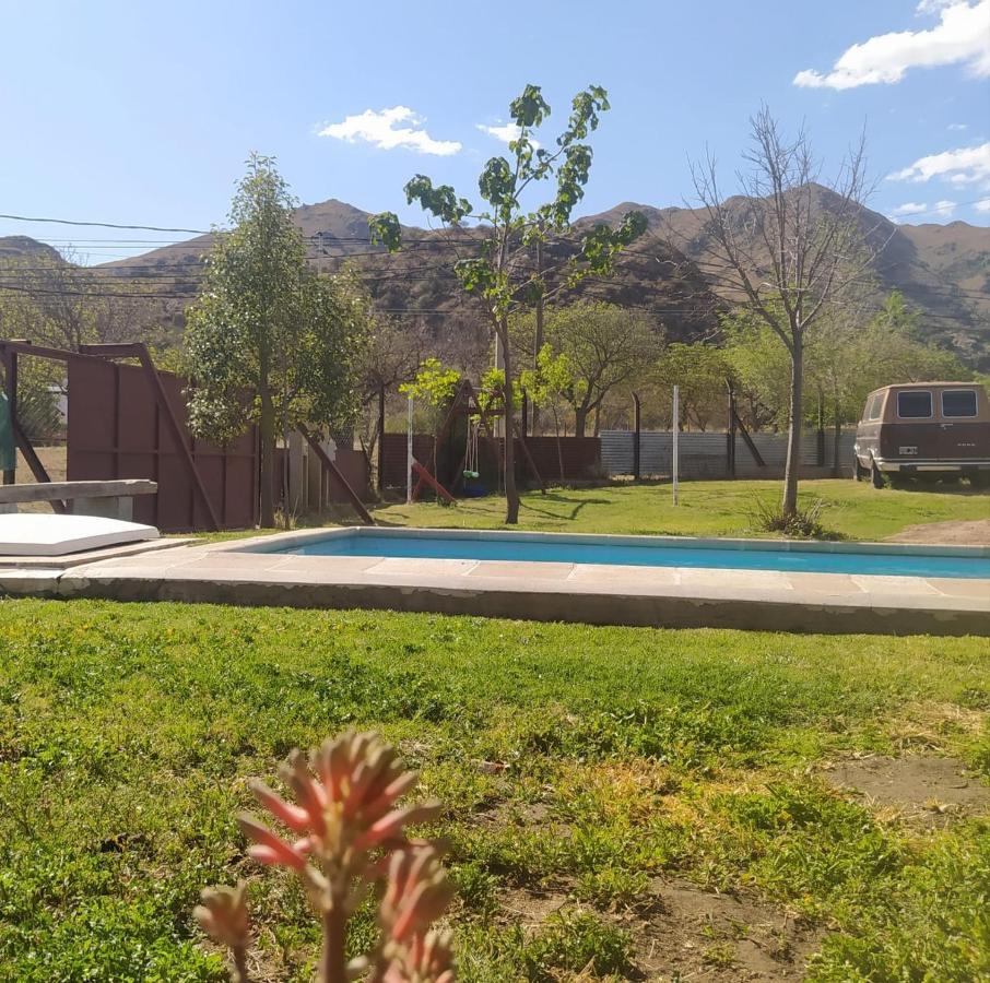 En Koslay Nalala Ivoque Con Piscina Climatizada