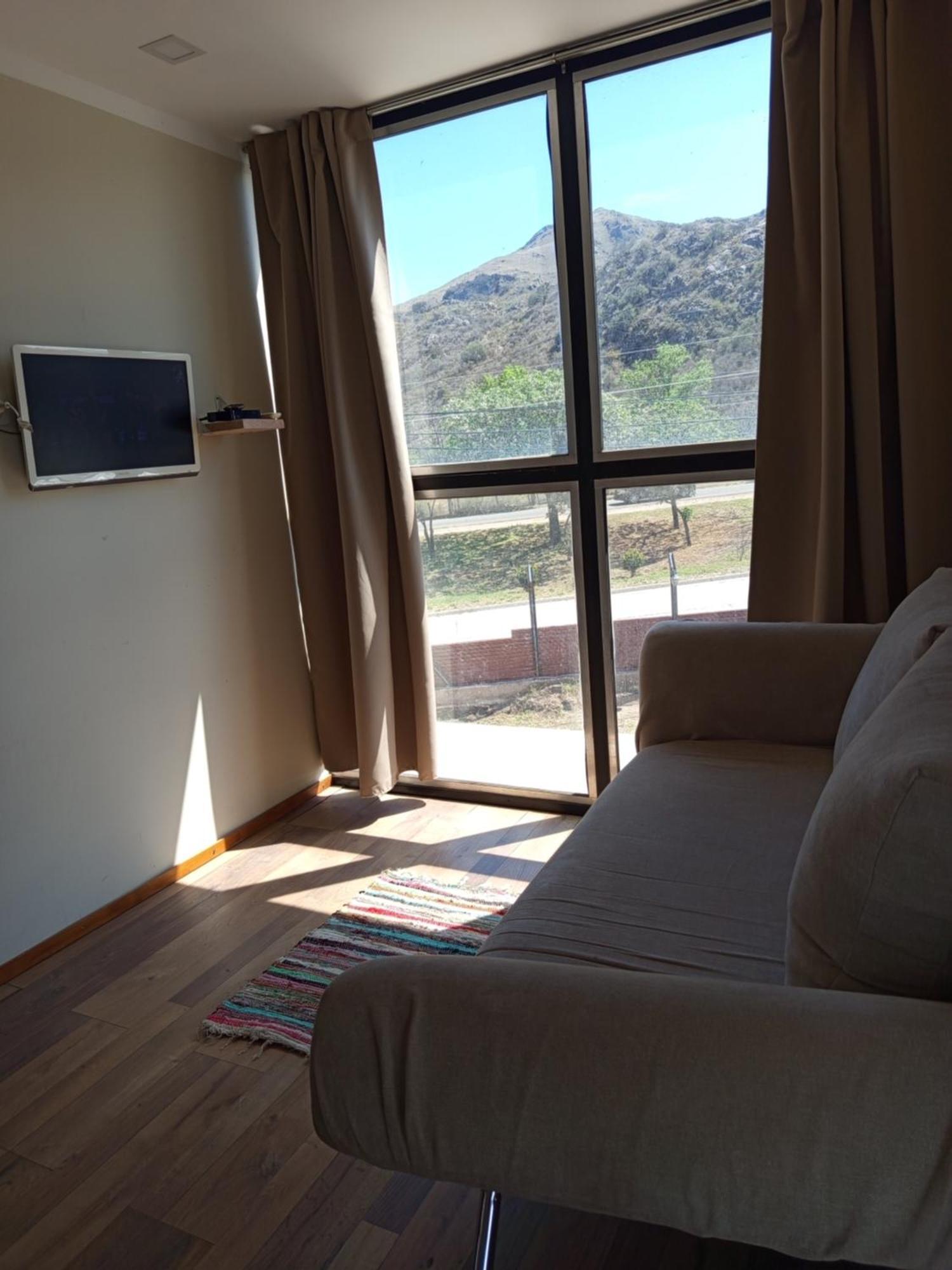 En Koslay Nalala Ivoque Con Piscina Climatizada Holiday home Juana Koslay